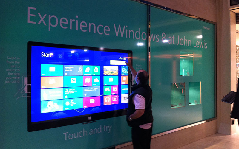 CDS Displax Multitouch Foils used in Shop Windows