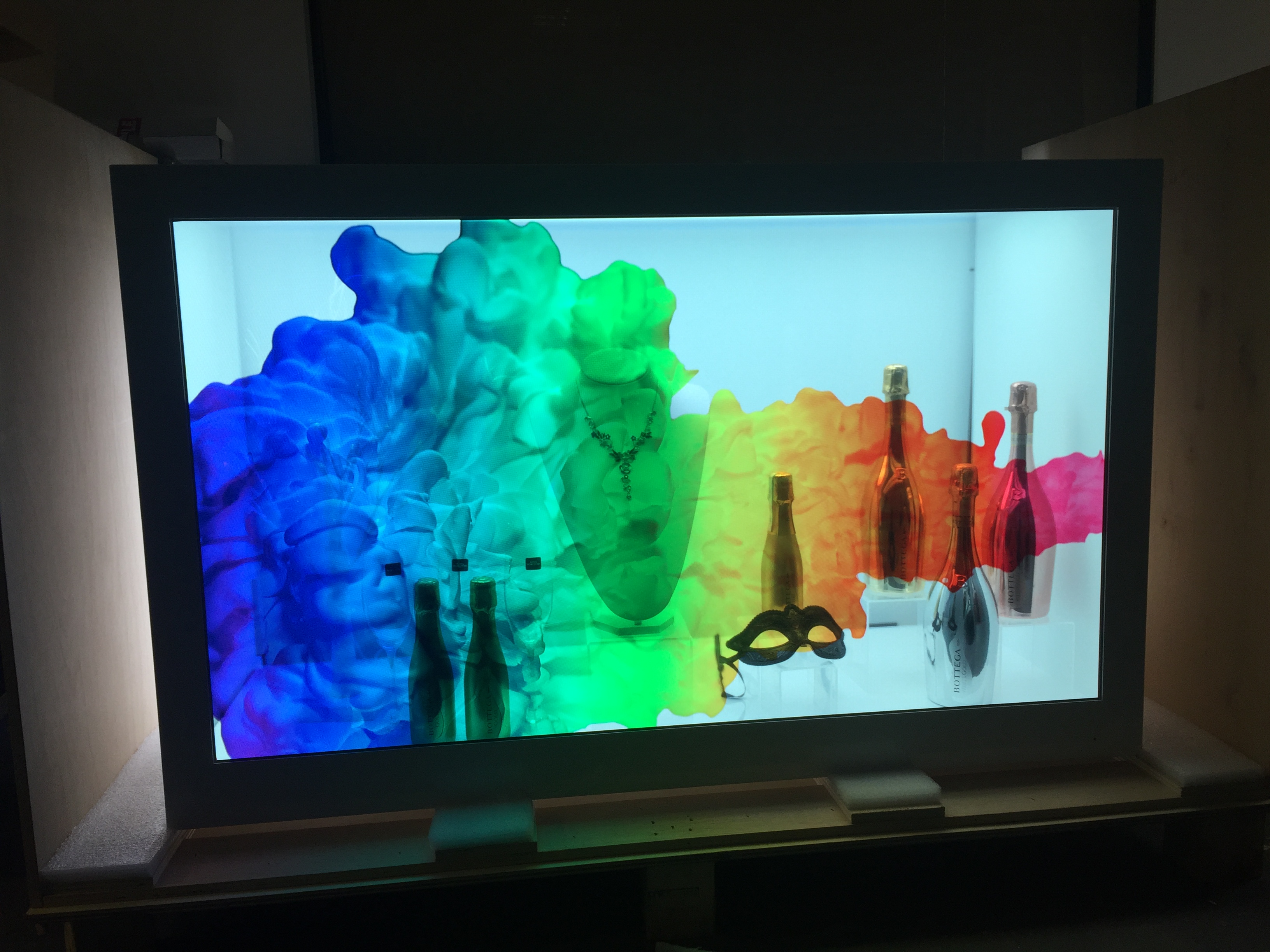 HUGELY Impressive ClearVue Transparent Showcase