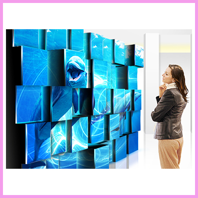Square LCD Displays Look Amazing for Artist Designs